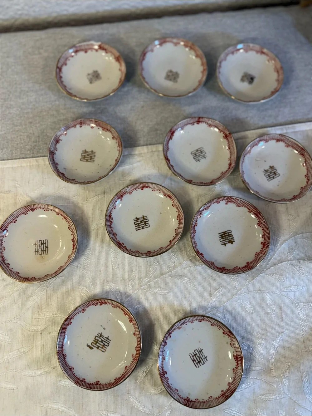 18Pc Vintage Double Happiness Porcelain Set: 11 Sauce Dishes, 7 Dumpling Spoons.